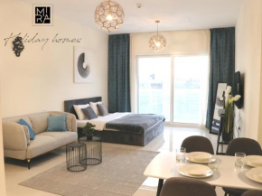 Mira Holiday Homes - Beautiful studio with balcony and free parking